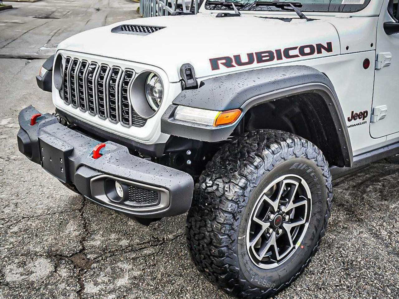 2026 Jeep Wrangler  Photo3