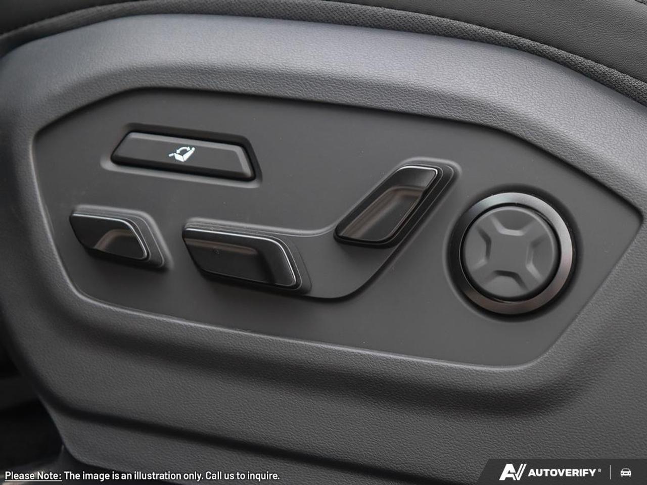 2026 Hyundai Santa Fe HEV  Photo