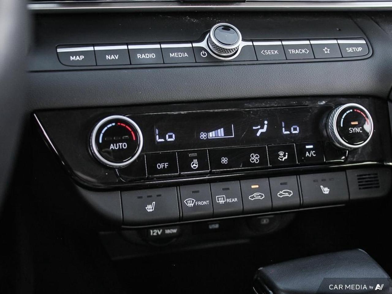 2023 Hyundai Elantra Preferred w/Tech Pkg 4dr Sedan Photo