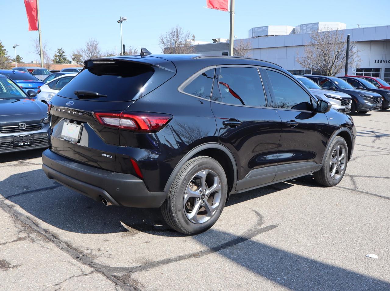 2025 Ford Escape ST-Line 4dr All-Wheel Drive Photo
