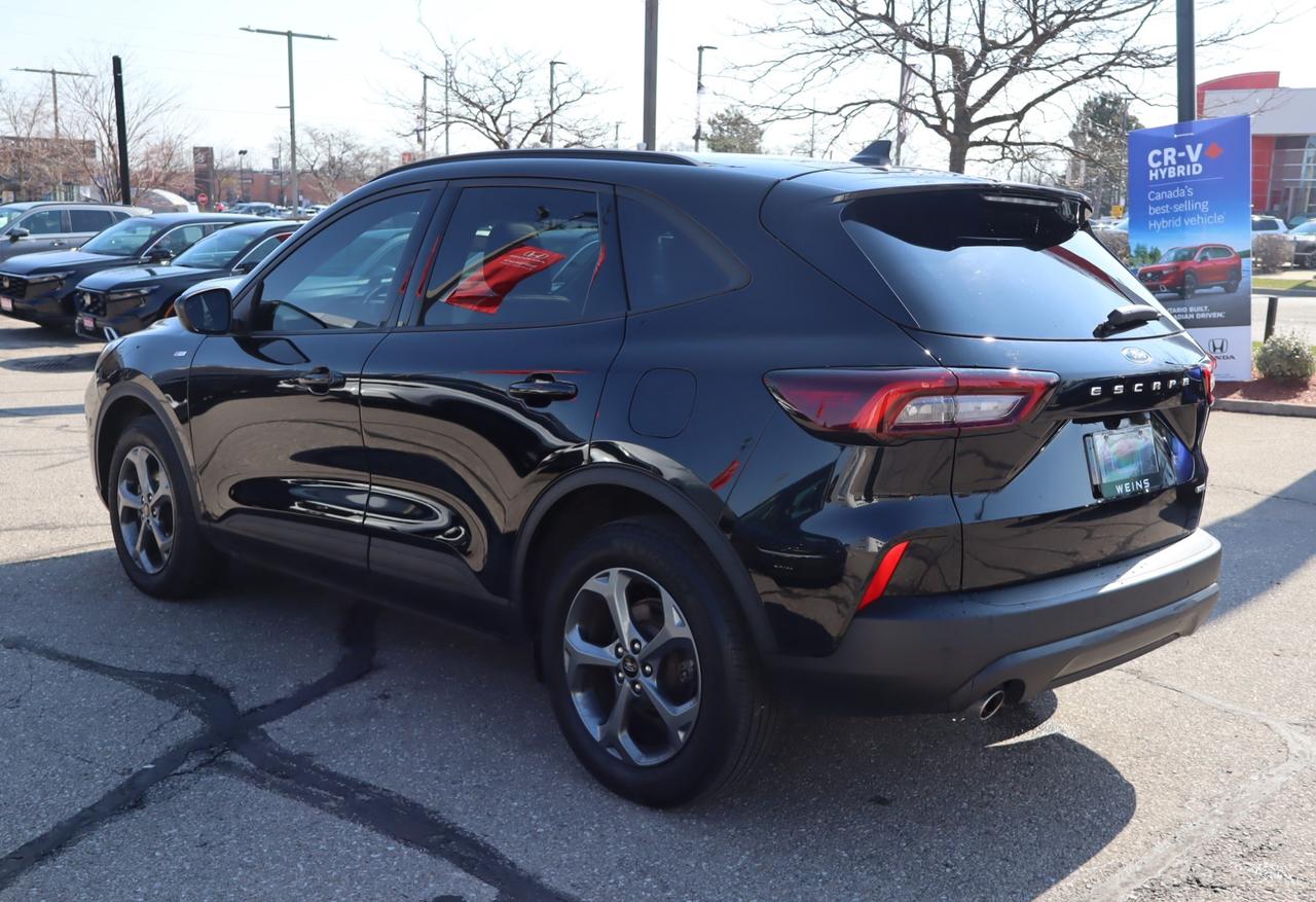 2025 Ford Escape ST-Line 4dr All-Wheel Drive Photo