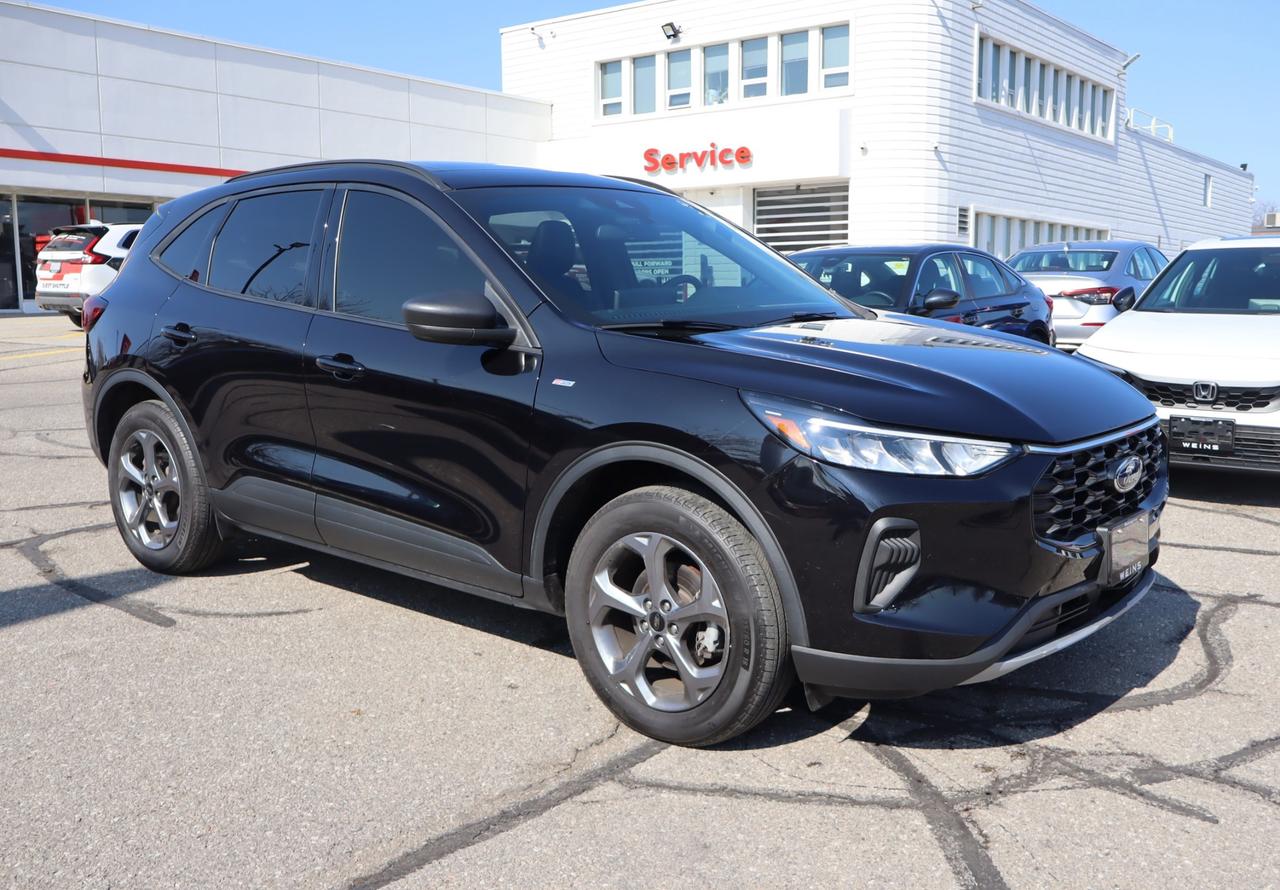 2025 Ford Escape ST-Line 4dr All-Wheel Drive Photo