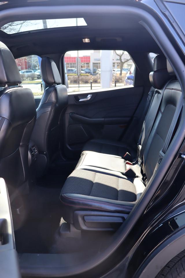 2025 Ford Escape ST-Line 4dr All-Wheel Drive Photo
