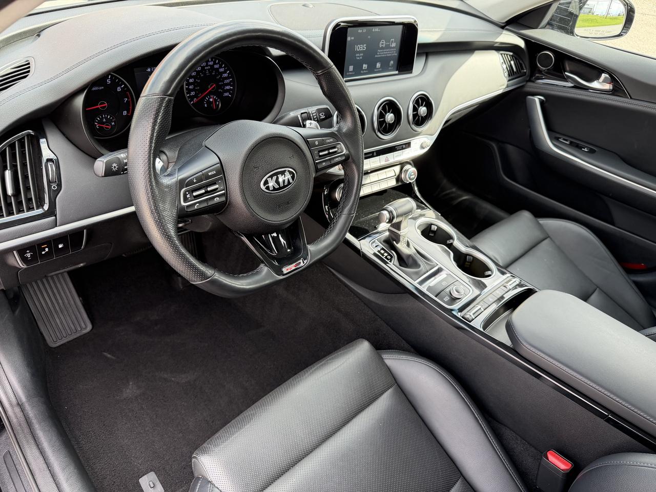 2019 Kia Stinger GT-Line AWD Leather Brand new Brakes & Tires Photo