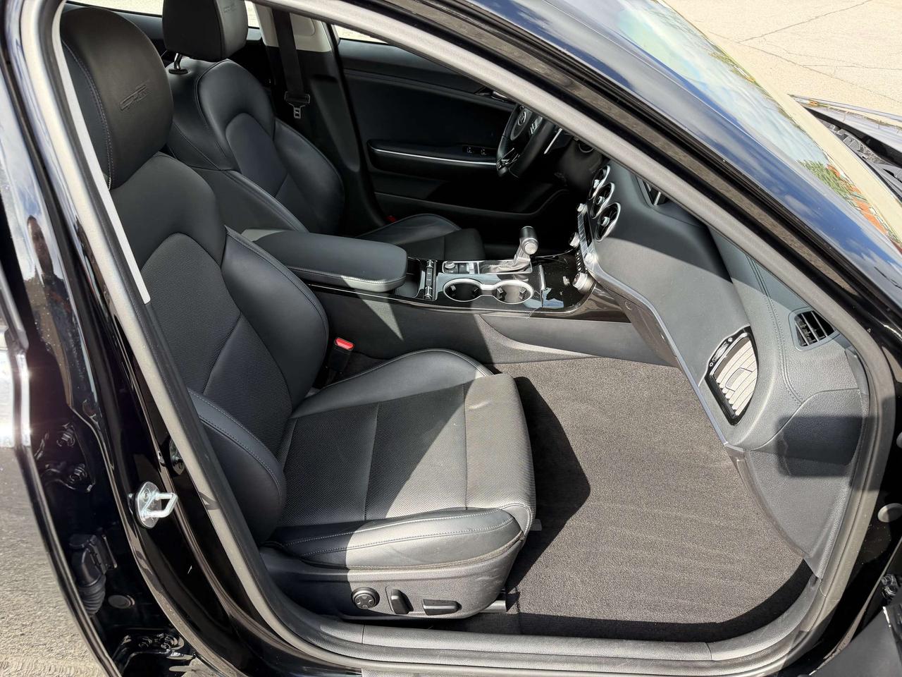 2019 Kia Stinger GT-Line AWD Leather Brand new Brakes & Tires Photo