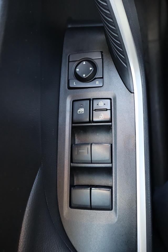 2025 Toyota RAV4 Hybrid LE 4dr All-Wheel Drive Photo