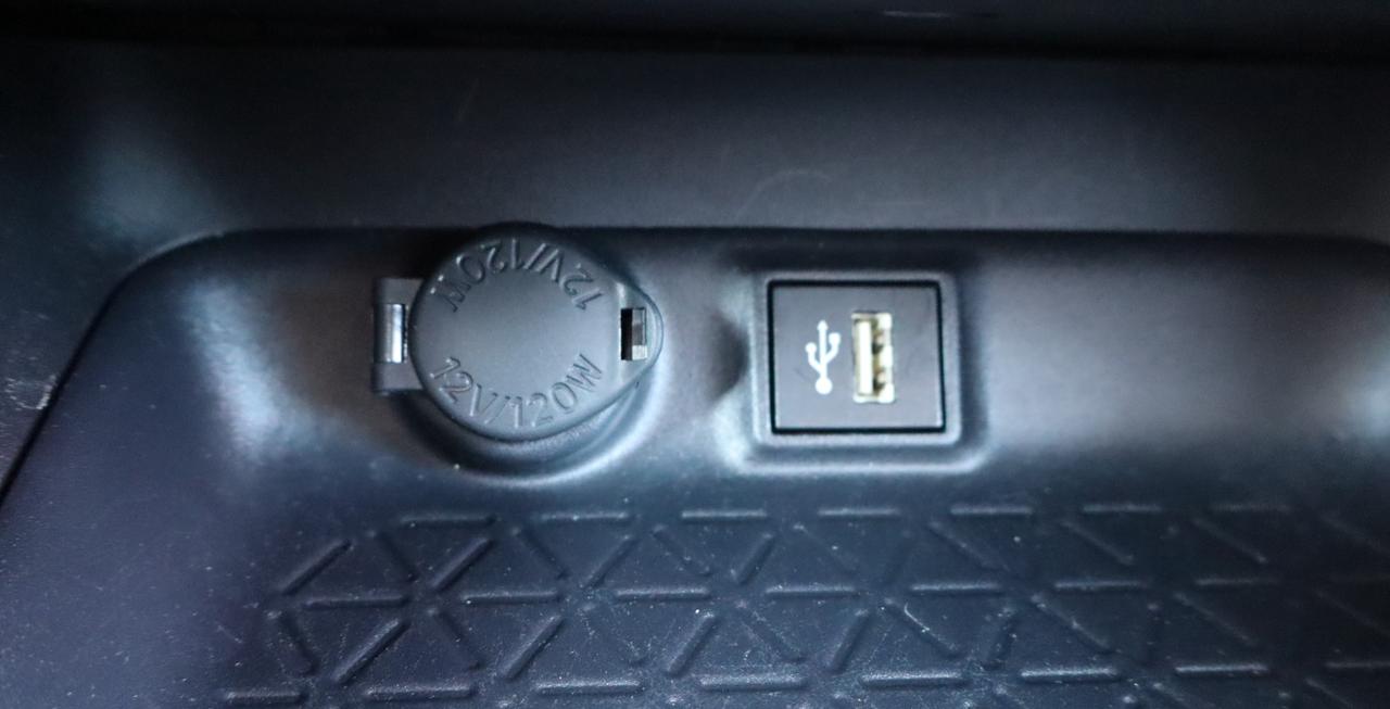 2025 Toyota RAV4 Hybrid LE 4dr All-Wheel Drive Photo