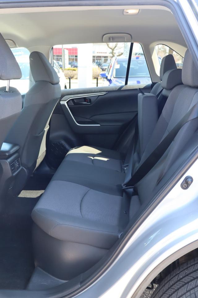 2025 Toyota RAV4 Hybrid LE 4dr All-Wheel Drive Photo