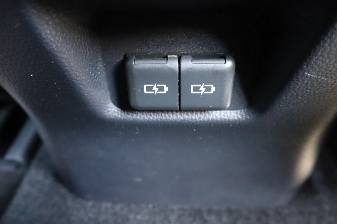 2025 Toyota RAV4 Hybrid LE 4dr All-Wheel Drive Photo