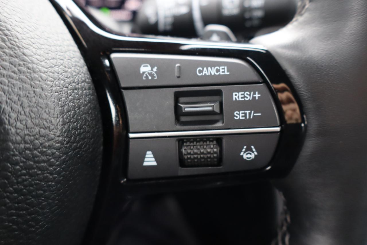 2024 Honda Civic Sport Touring 4dr Hatchback Photo
