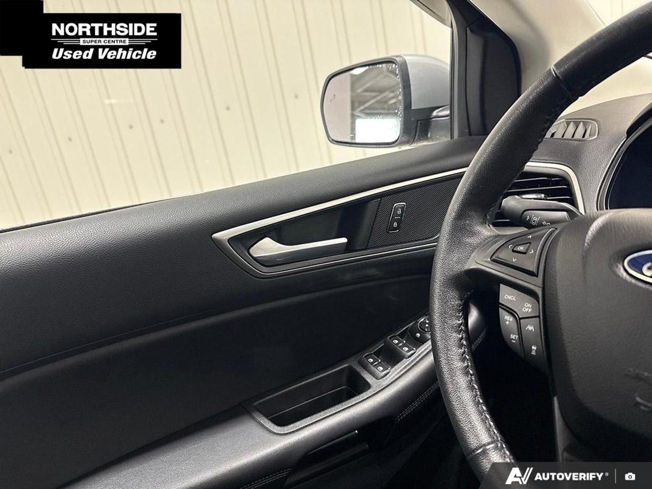 2022 Ford Edge SEL 4dr All-wheel Drive Photo