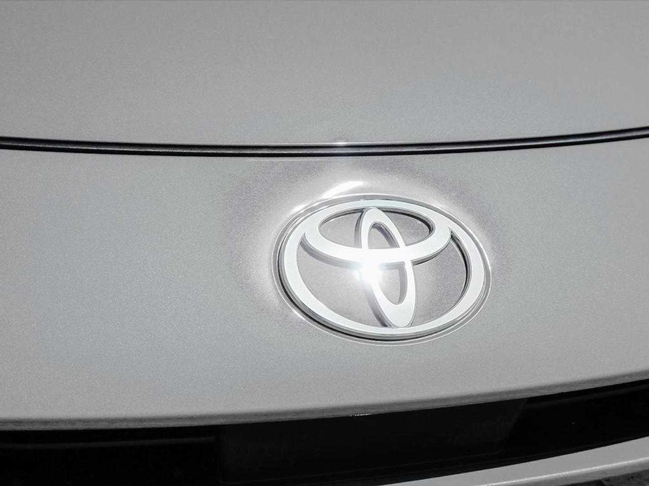 2026 Toyota Prius Plug-In Hybrid SE 5dr Hatchback Photo