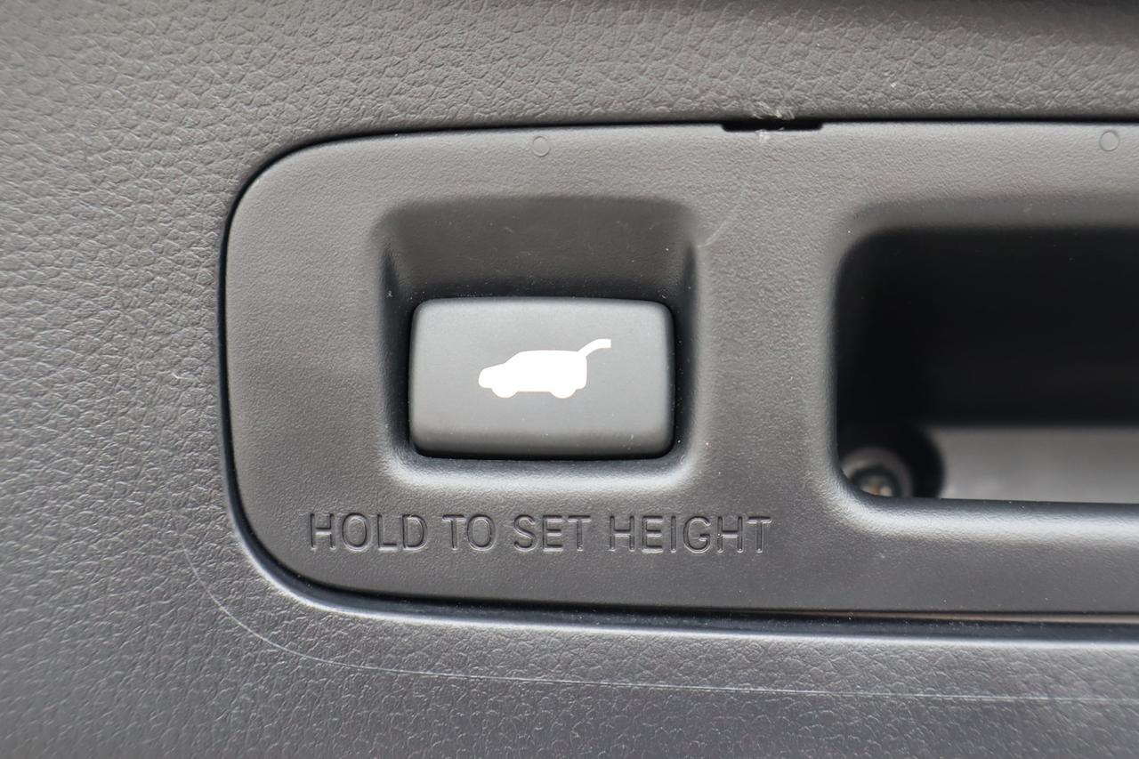 2024 Honda CR-V Hybrid Touring 4dr All-Wheel Drive Photo