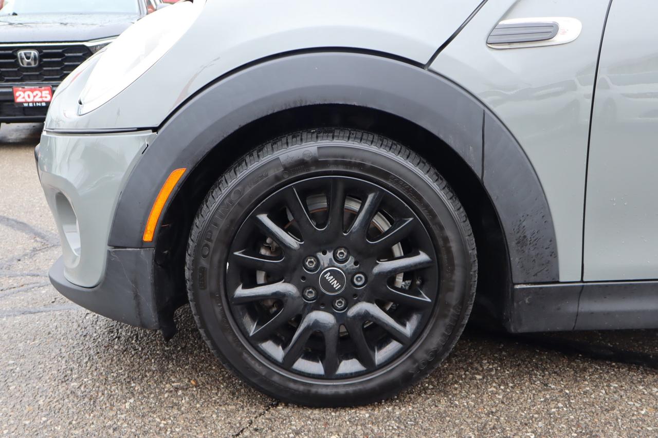 2017 MINI 3 Door Cooper 2dr Hatchback Photo