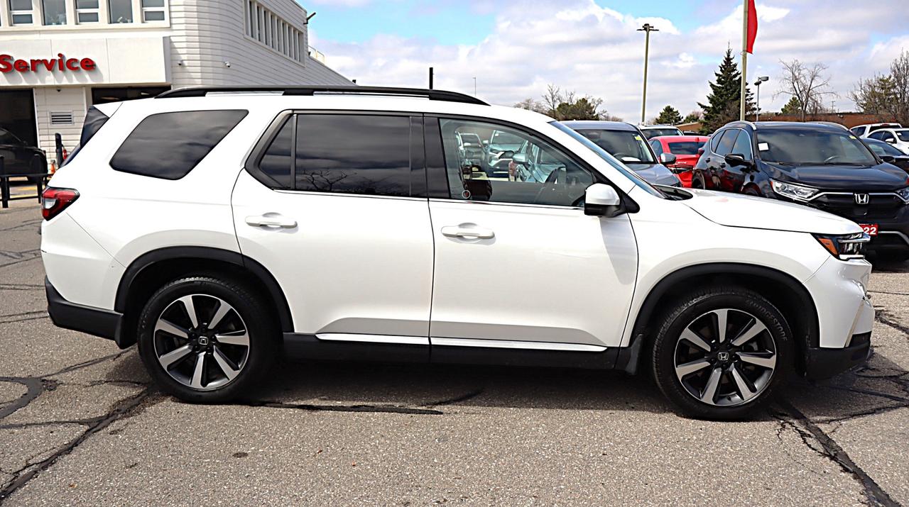 2025 Honda Pilot Touring 4dr All-Wheel Drive Photo