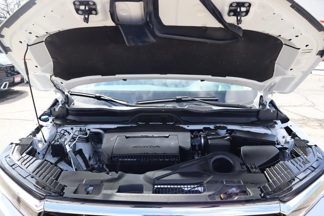 2025 Honda Pilot Touring 4dr All-Wheel Drive Photo