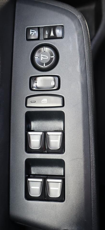2025 Honda Pilot Touring 4dr All-Wheel Drive Photo