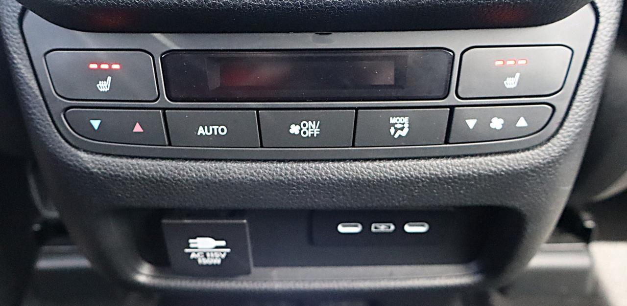 2025 Honda Pilot Touring 4dr All-Wheel Drive Photo