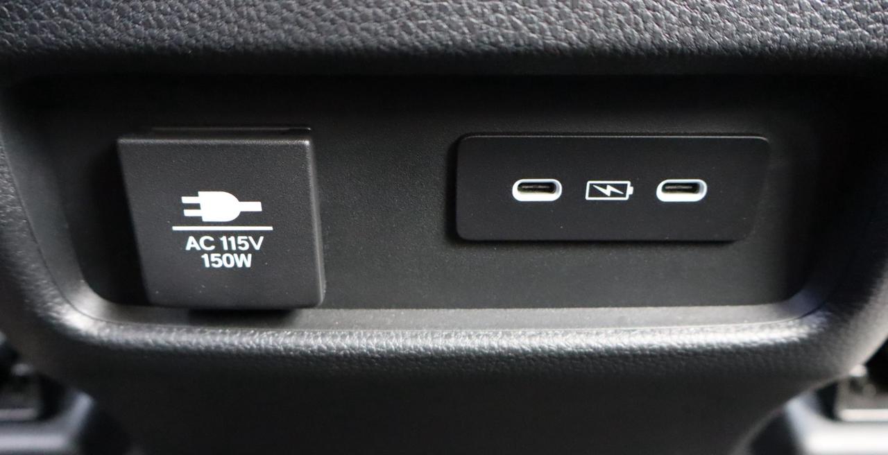 2025 Honda Pilot Touring 4dr All-Wheel Drive Photo