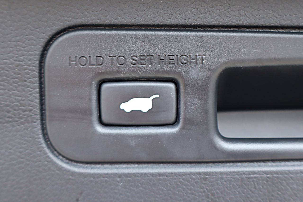2025 Honda Pilot Touring 4dr All-Wheel Drive Photo