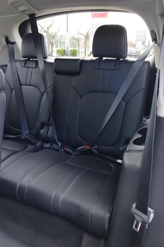 2025 Honda Pilot Touring 4dr All-Wheel Drive Photo