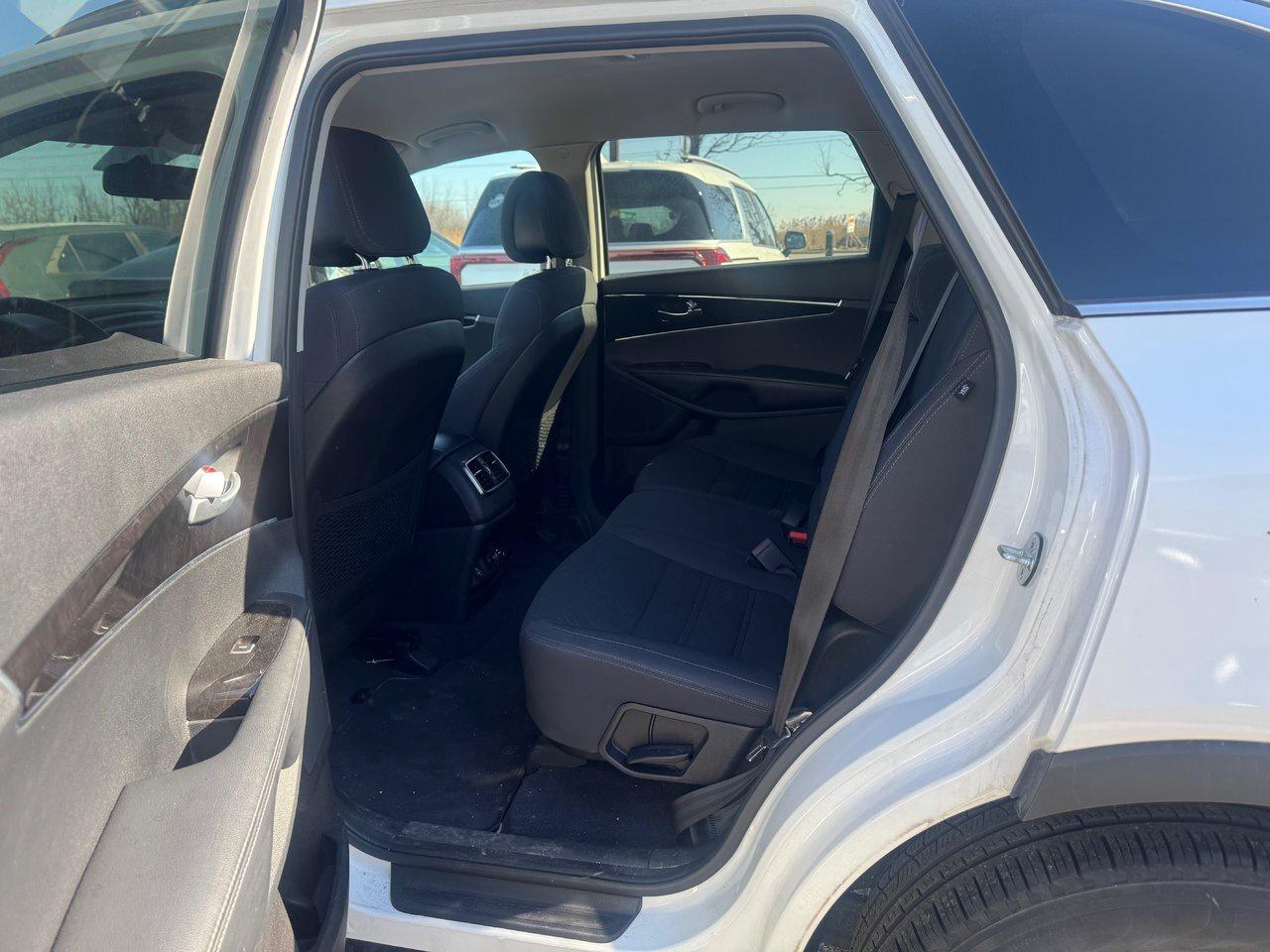 2016 Kia Sorento LX Rear Sensors   Cruise Control   Heated Front Se Photo