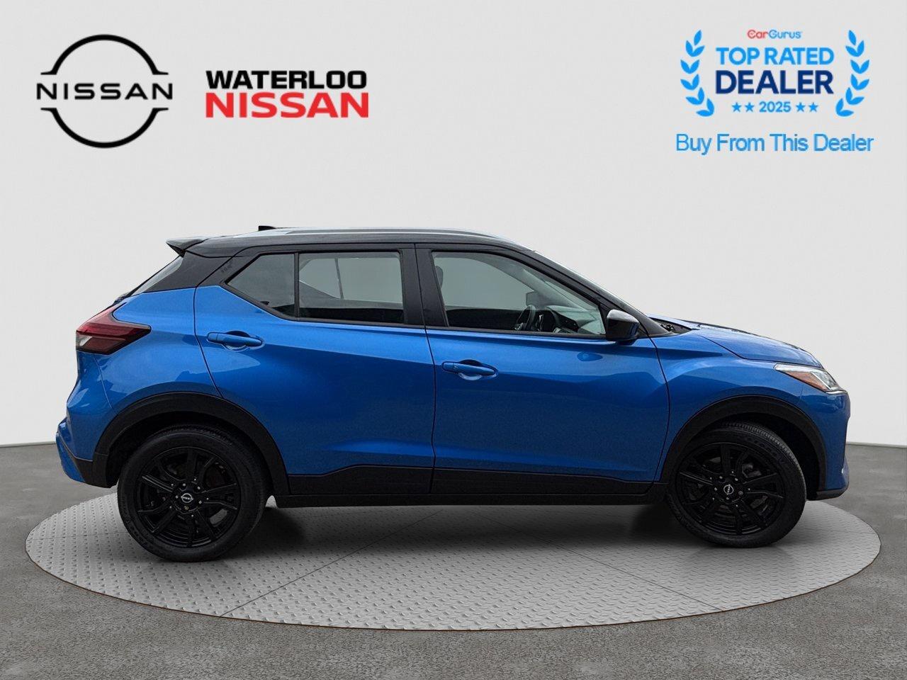 2022 Nissan Kicks SV Photo