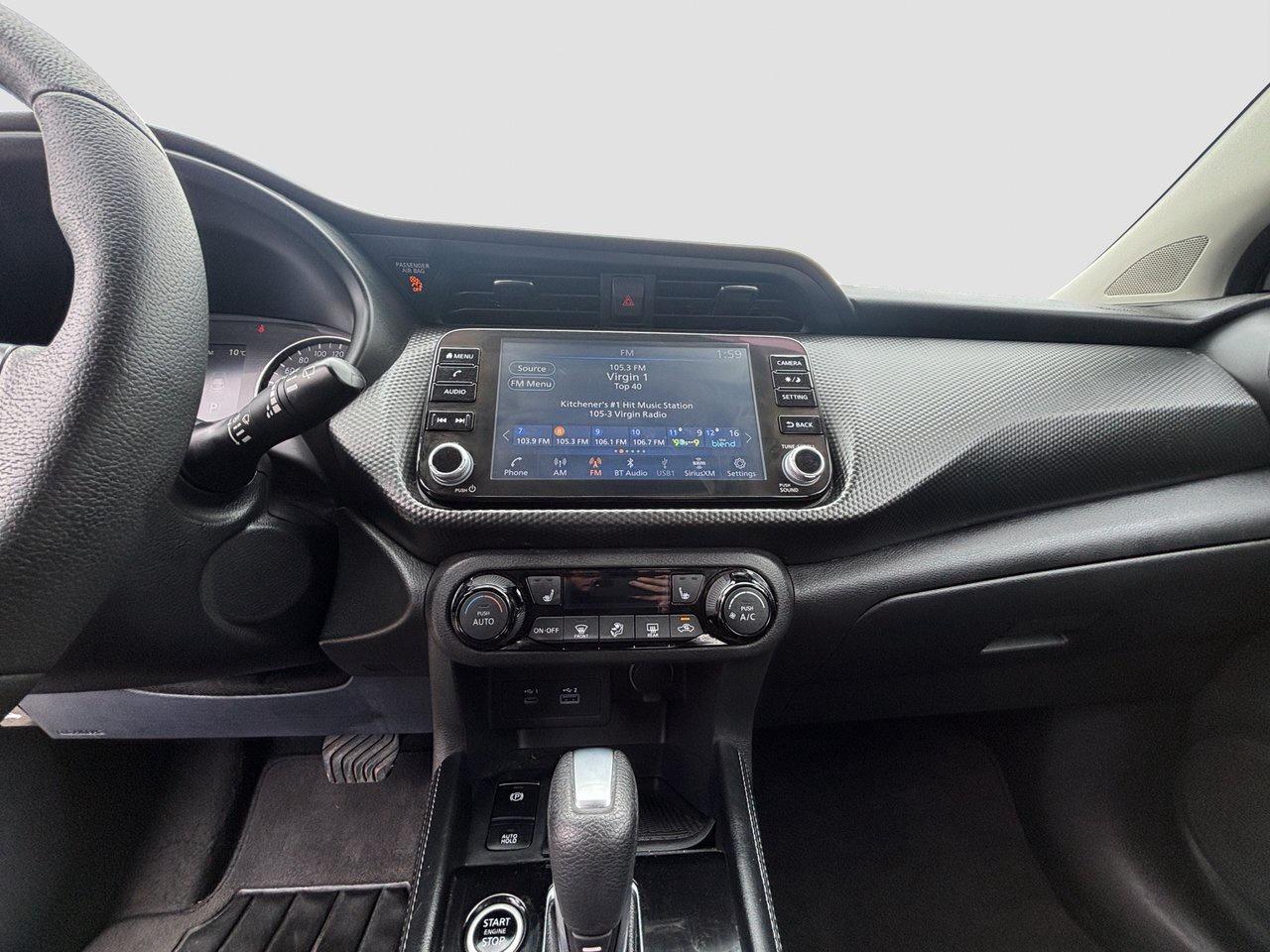 2022 Nissan Kicks SV Photo