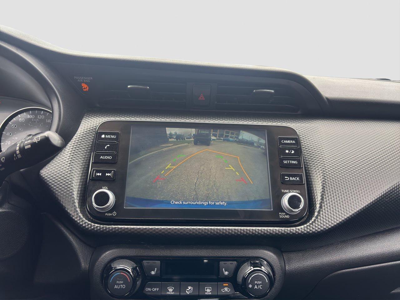 2022 Nissan Kicks SV Photo