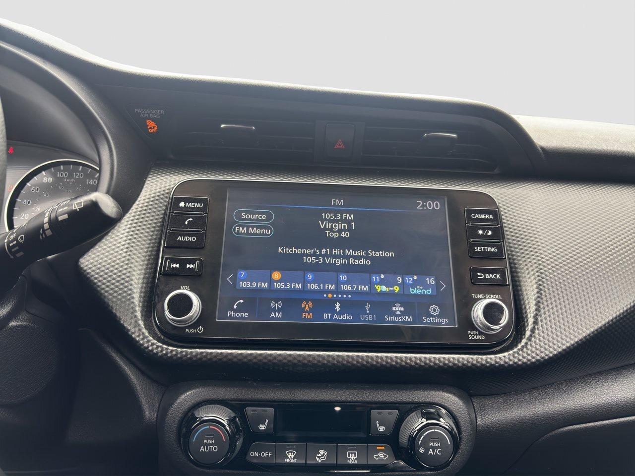 2022 Nissan Kicks SV Photo