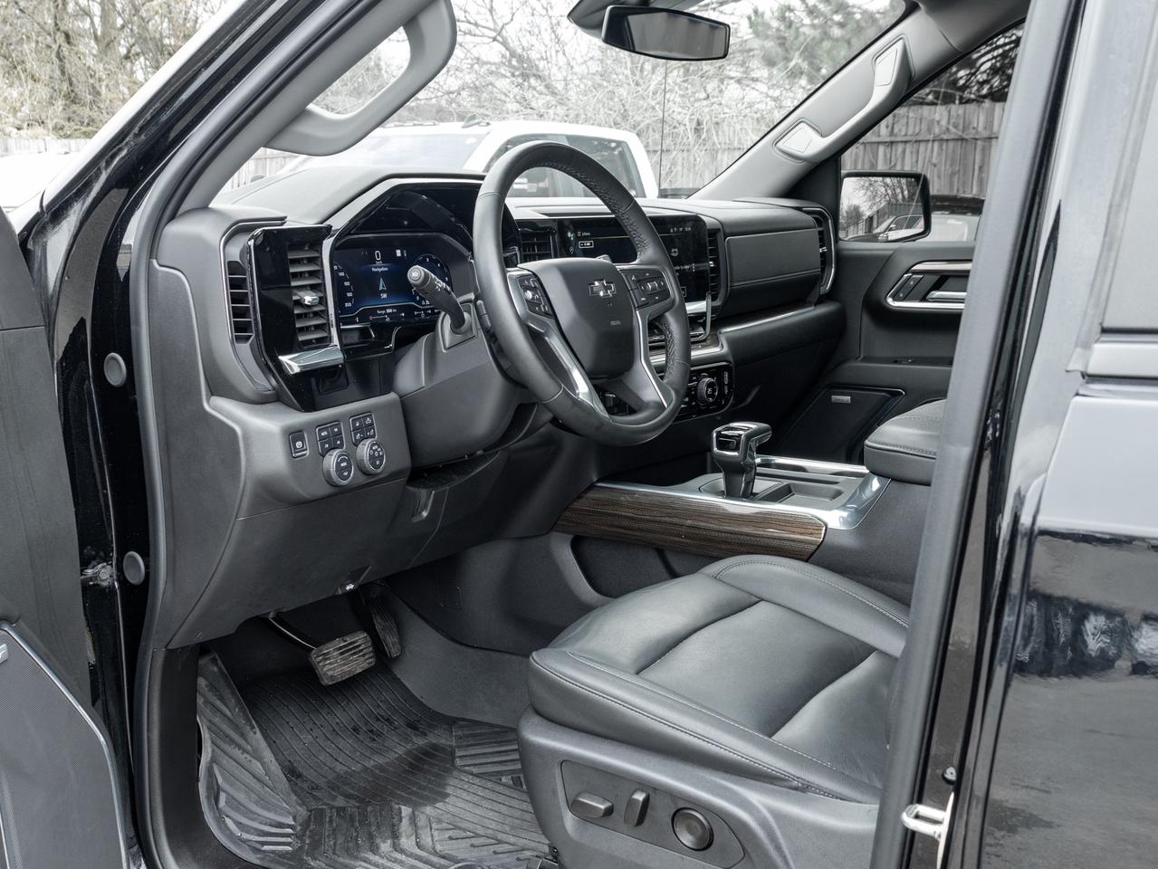 2024 Chevrolet Silverado 1500 6.2L V8   4WD   Loaded w/ Safety & Tech Photo