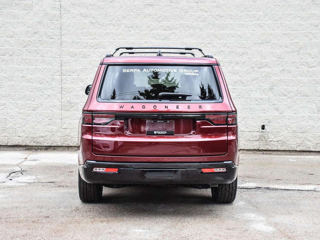 2024 Jeep Wagoneer Series II Carbide 4dr 4x4 Photo