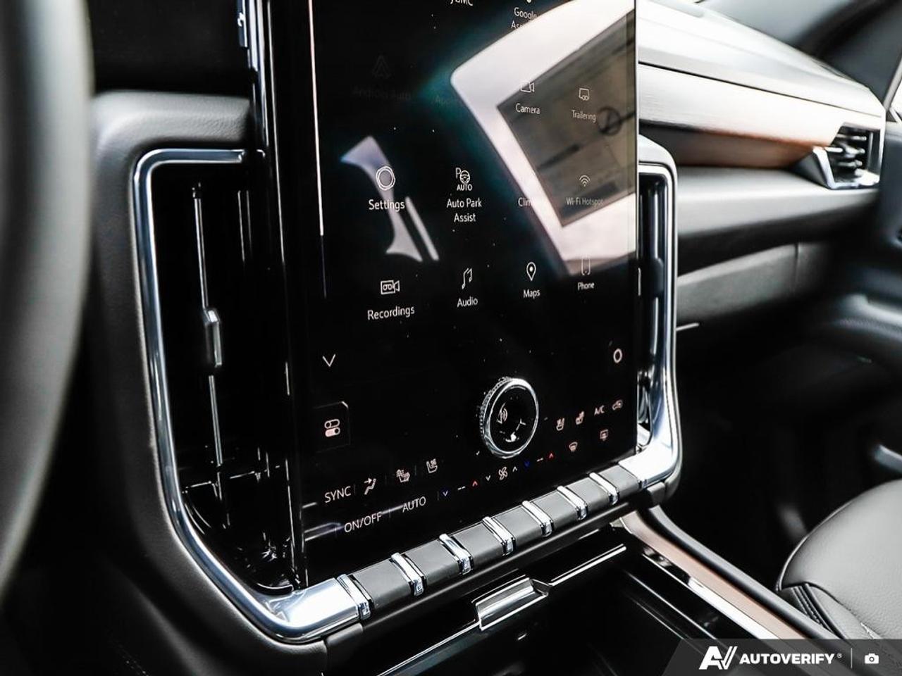 2026 GMC Yukon XL 4WD 4DR DENALI Photo