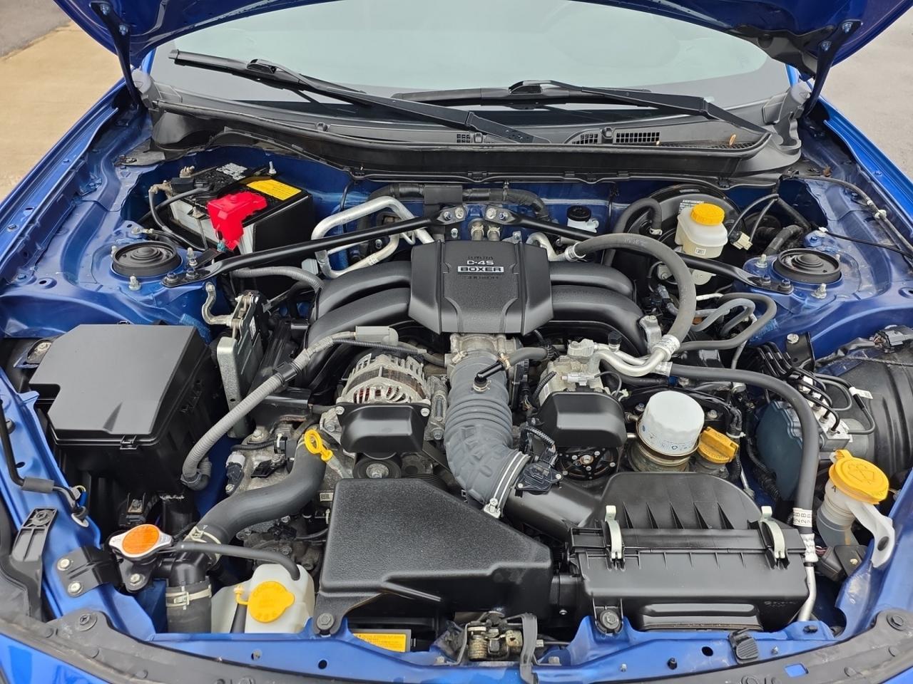 2022 Subaru BRZ Sport-tech 6 SPEED MANUAL * 1 OWNER / LOW KM / CAR Photo