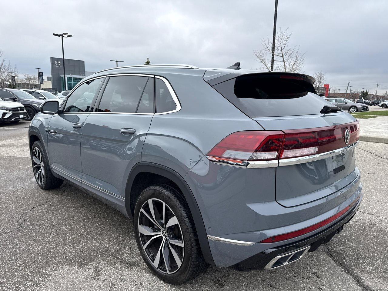 2024 Volkswagen Atlas Cross Sport Execline 2.0 TSI 4MOTION New Tires  Remote Starter Photo