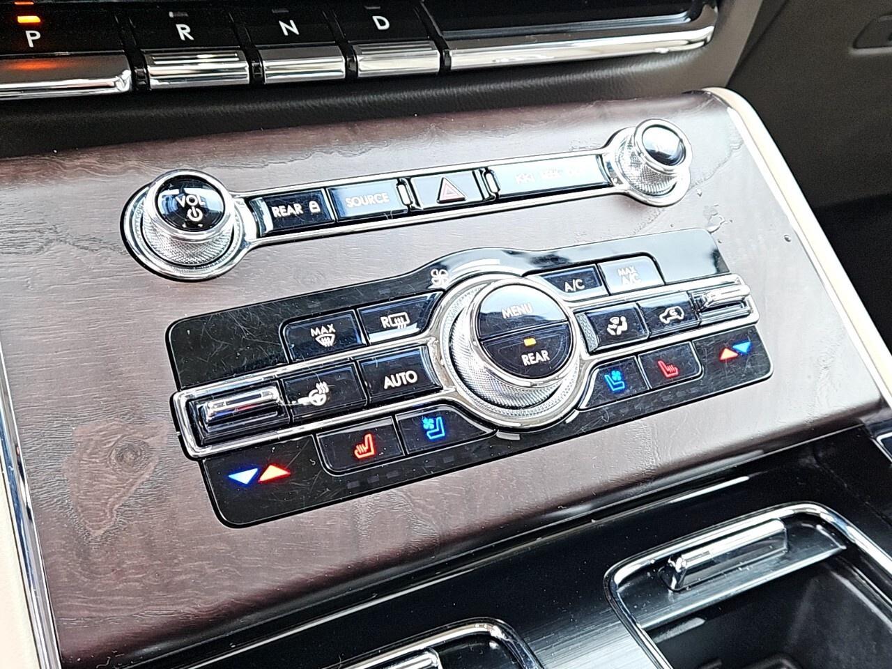 2021 Lincoln Aviator RESERVE   TOW PKG   AWD    CO-PILOT 360+ Photo