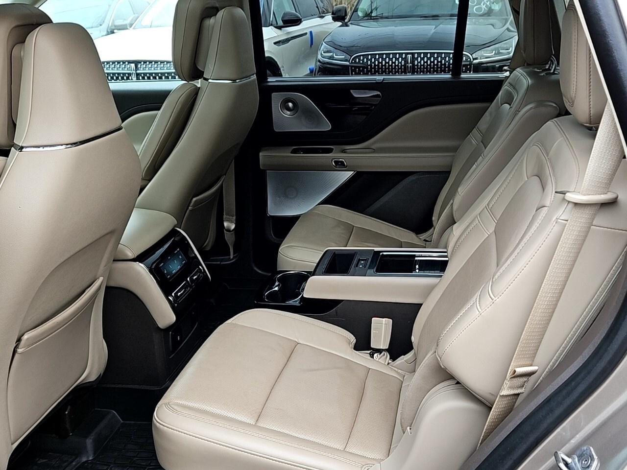 2021 Lincoln Aviator RESERVE   TOW PKG   AWD    CO-PILOT 360+ Photo