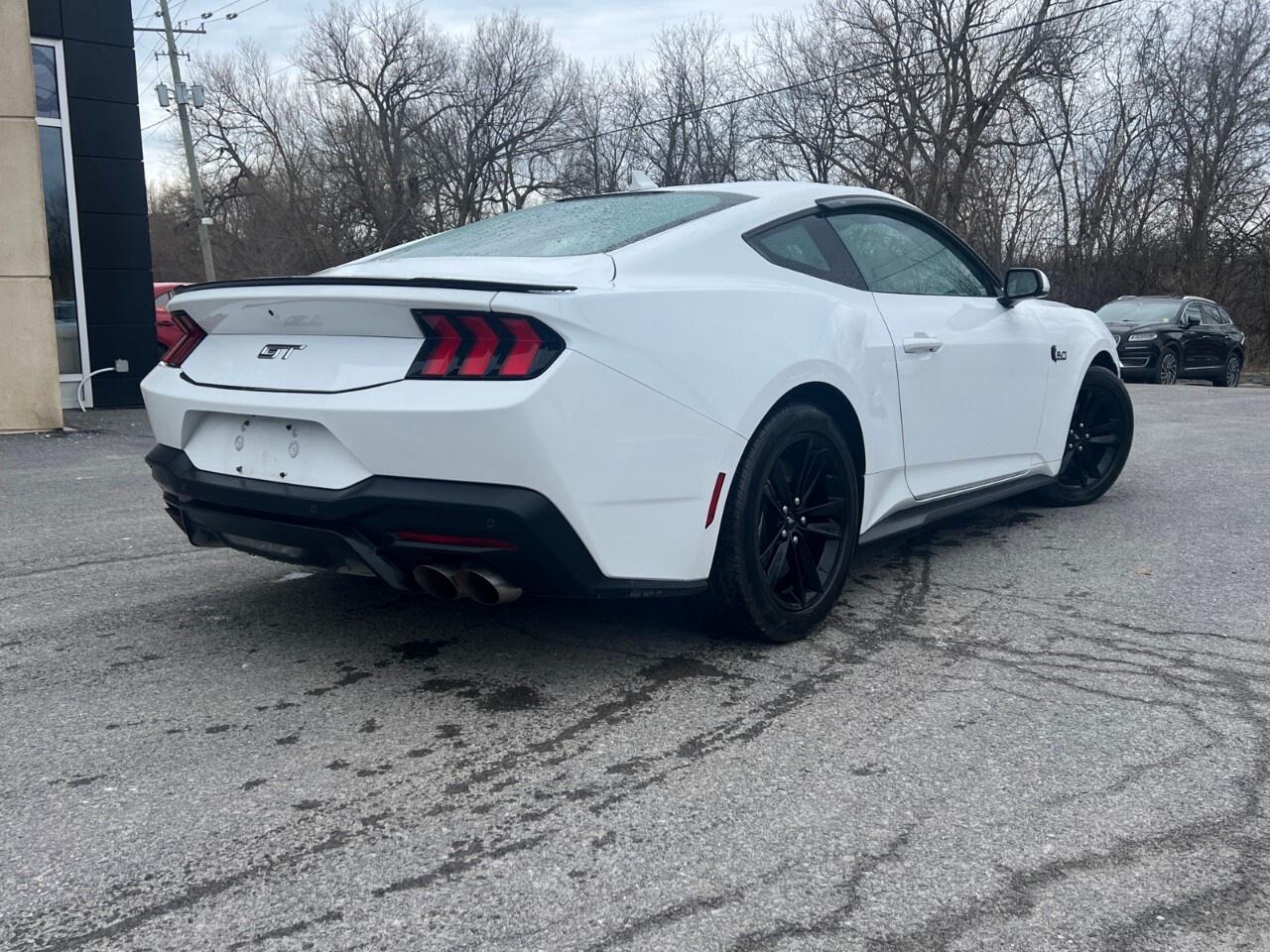2024 Ford Mustang GT   5L V8   ACTIVE VALVE ASSIST Photo