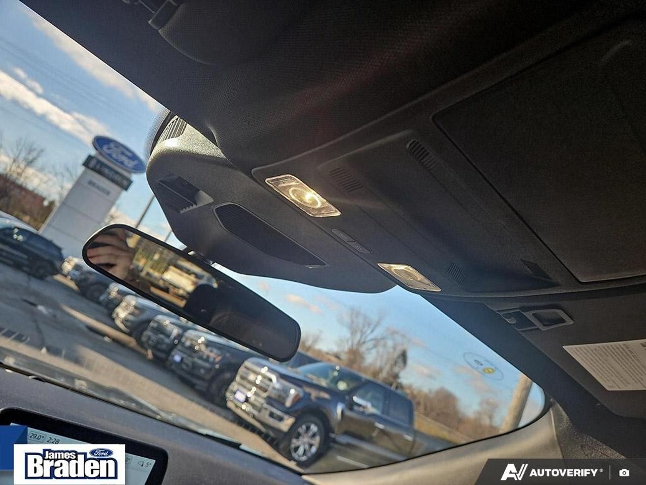 2024 Ford Escape ST-LINE   AWD   LOCAL TRADE   NO ACCIDENTS Photo