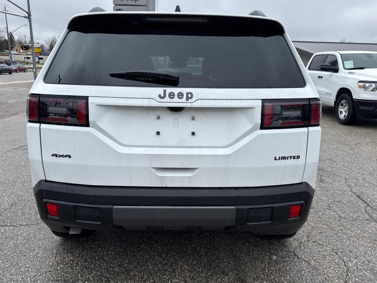 2026 Jeep Cherokee Limited 4X4 Photo