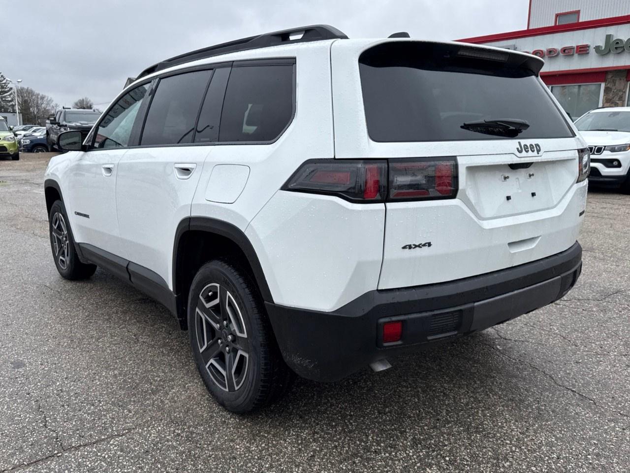 2026 Jeep Cherokee Limited 4X4 Photo
