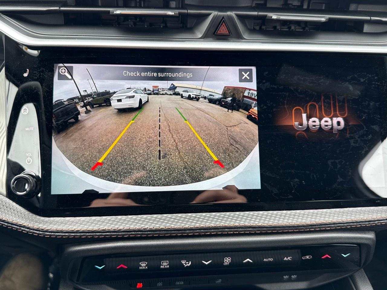2026 Jeep Cherokee Limited 4X4 Photo