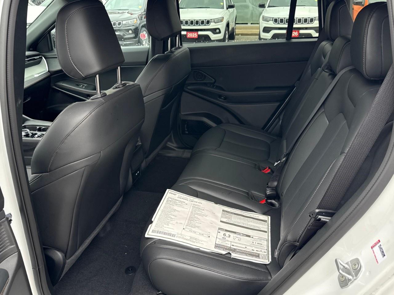 2026 Jeep Cherokee Limited 4X4 Photo