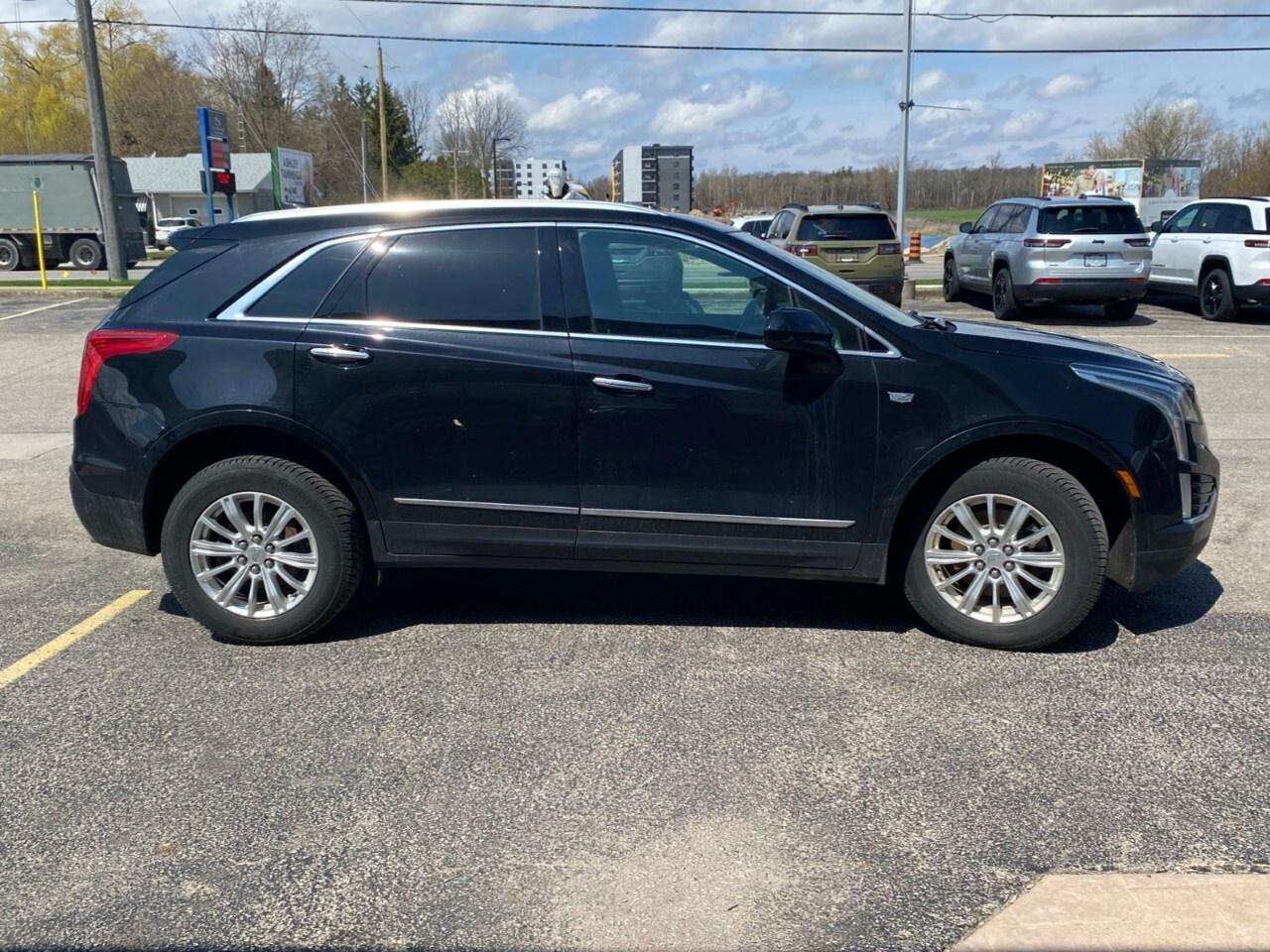 2017 Cadillac XT5 FWD 4dr Photo