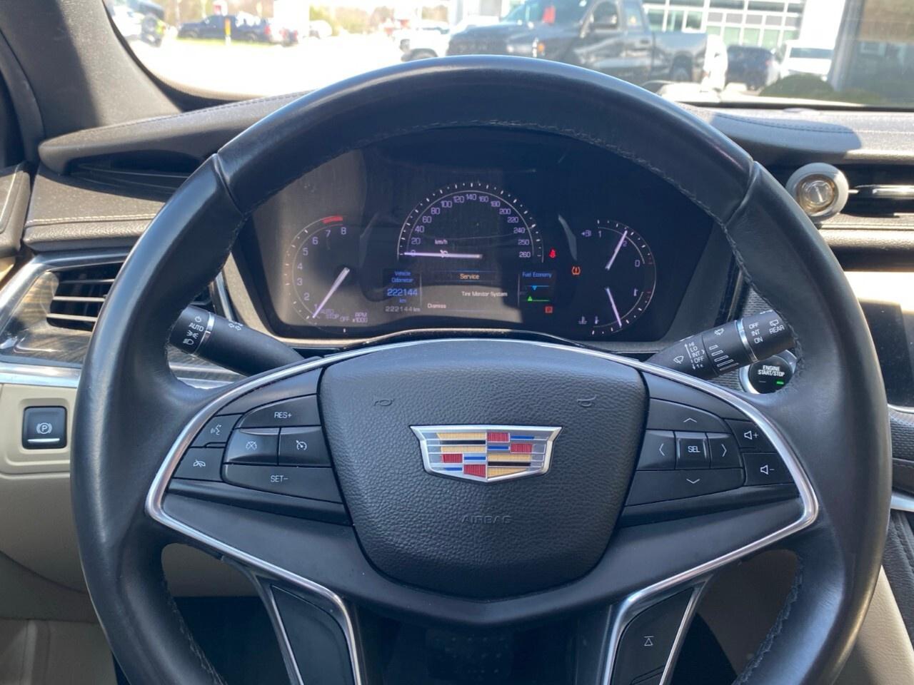 2017 Cadillac XT5 FWD 4dr Photo