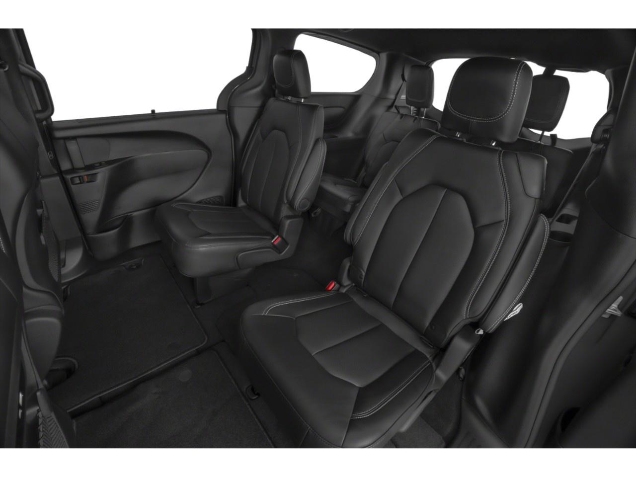 2026 Chrysler Pacifica Select AWD Photo