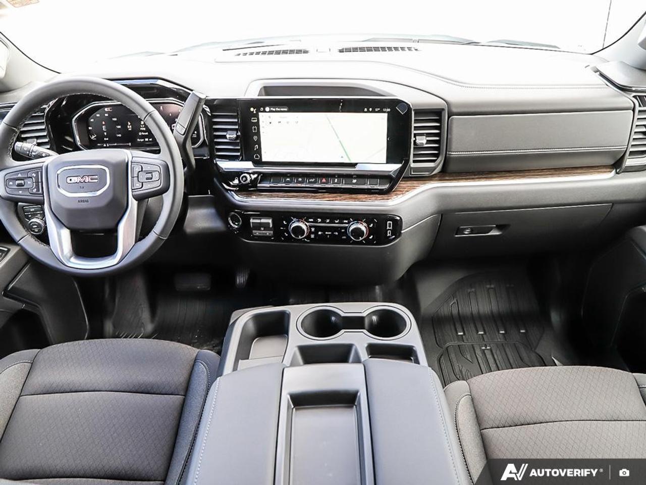 2026 GMC Sierra 1500 Crew Cab Standard Box 4-Wheel Drive Elevation Photo