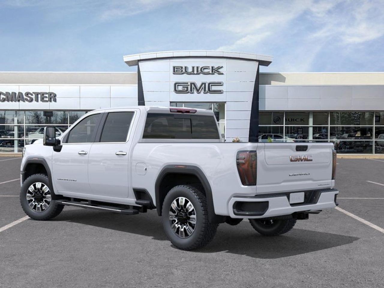2026 GMC SIERRA 2500HD Crew Cab Standard Box 4-Wheel Drive Denali Photo3