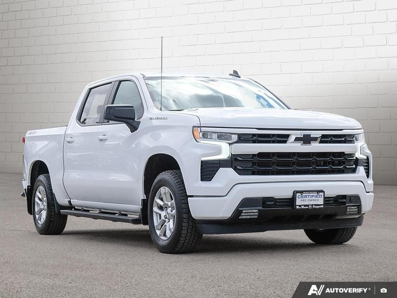 2022 Chevrolet Silverado 1500 Crew Cab Short Box 4-Wheel Drive RST Photo