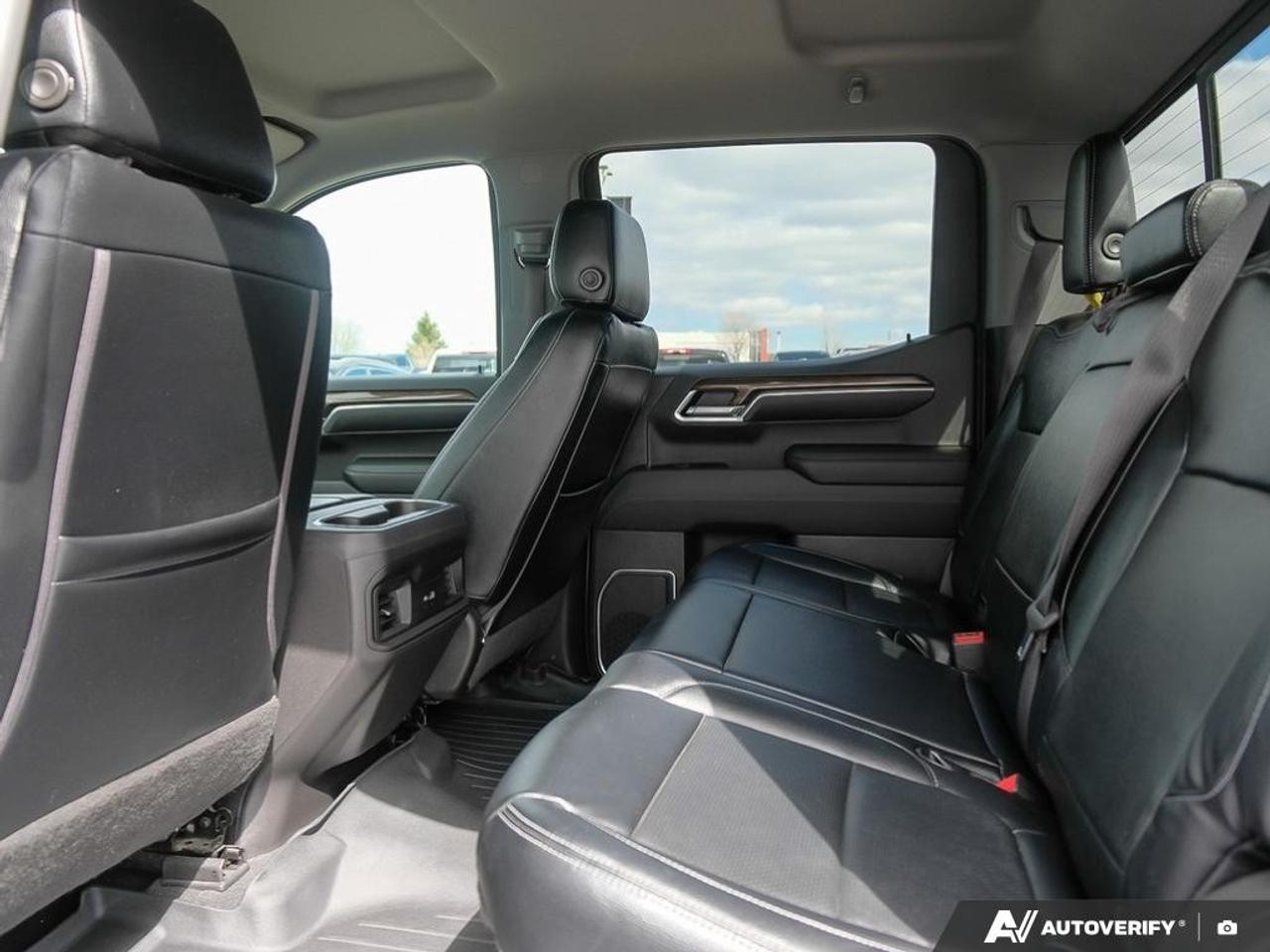 2022 Chevrolet Silverado 1500 Crew Cab Short Box 4-Wheel Drive RST Photo